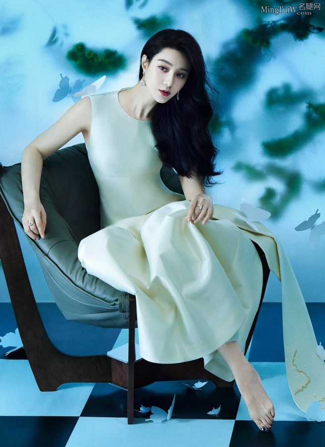 《时尚新娘》范冰冰露脚写真大片(1/2)