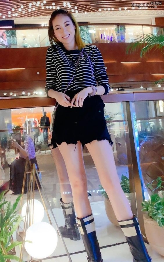 庄思敏靴子美腿合集(22/25)