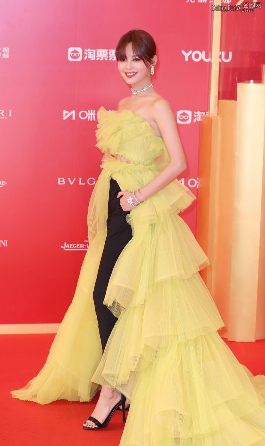 Xin Zhilei's feet are so beautiful wearing stiletto sandals(7/11)