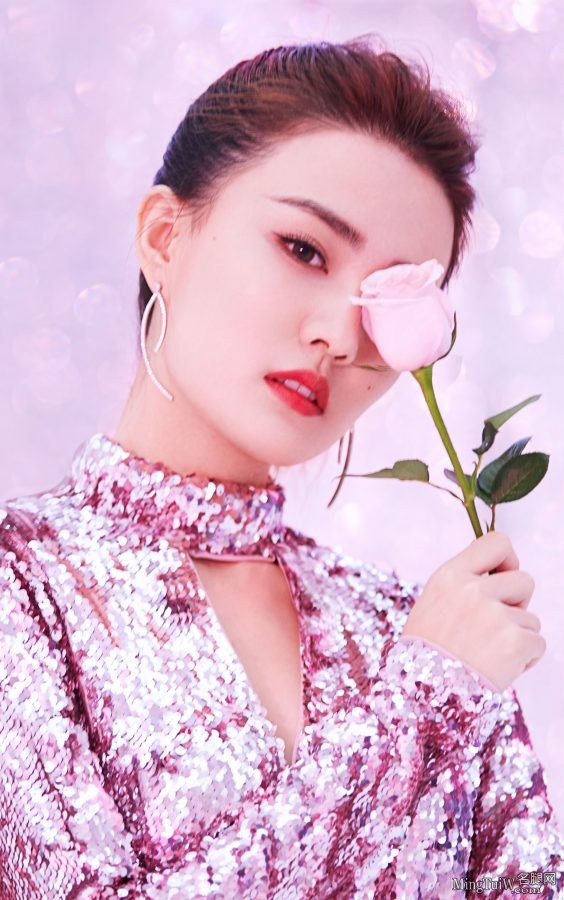 女明星徐璐双腿纤细修长玉足性感可爱(3/4)