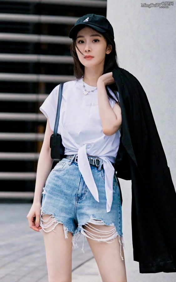 大幂幂杨幂超短牛仔热裤美腿迷你没商量(2/3)