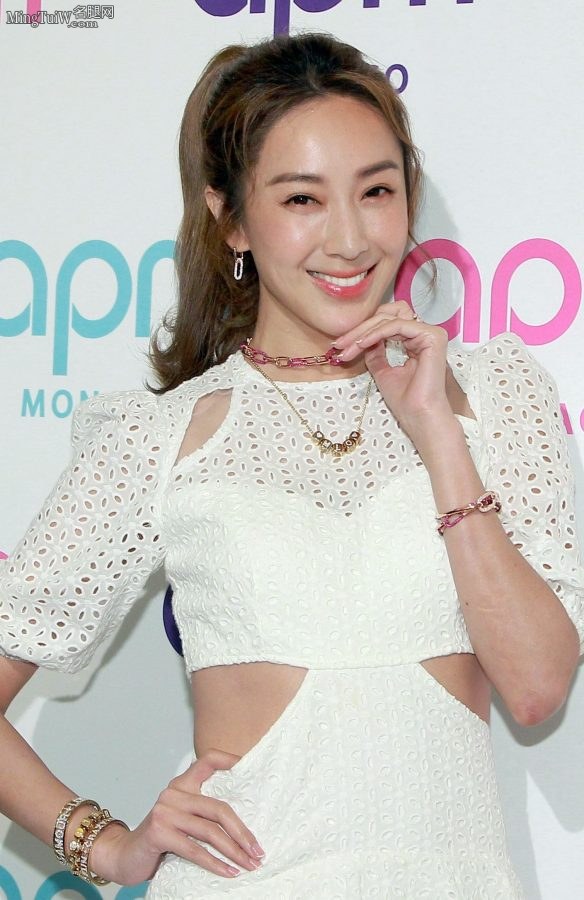 美女隋棠露小蛮腰秀白滑玉腿(6/10)