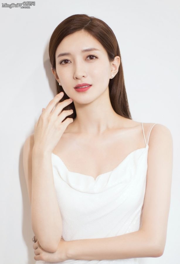 Jiang Shuying's high-definition photo of her beautiful face(3/7)