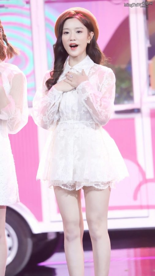 《创造101》陈意涵曼妙的美大腿(4/6)