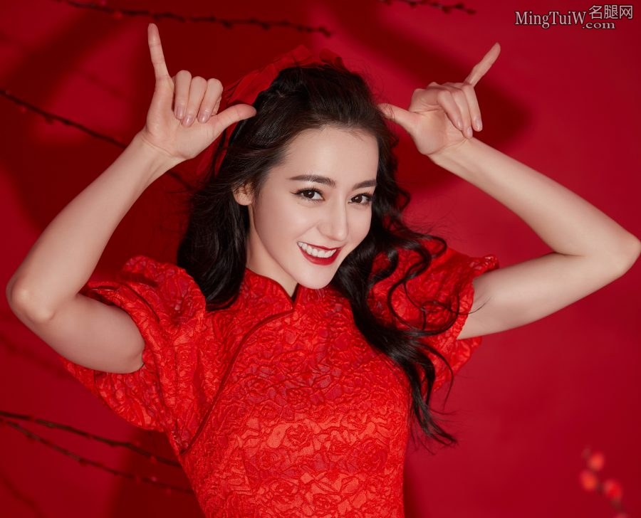 甜度爆表的女星迪丽热巴(8/9)