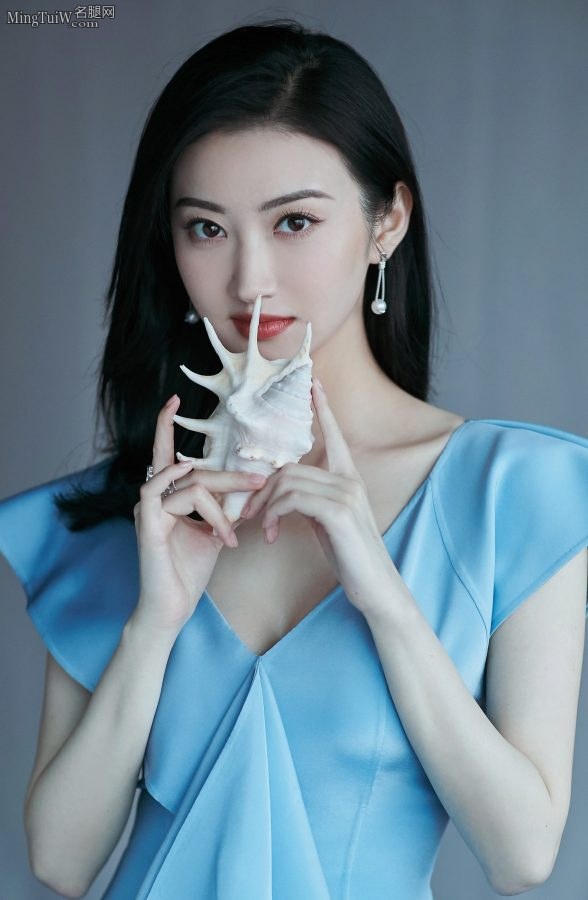 景甜身穿淡雅蓝裙参加品牌商业活动(13/14)