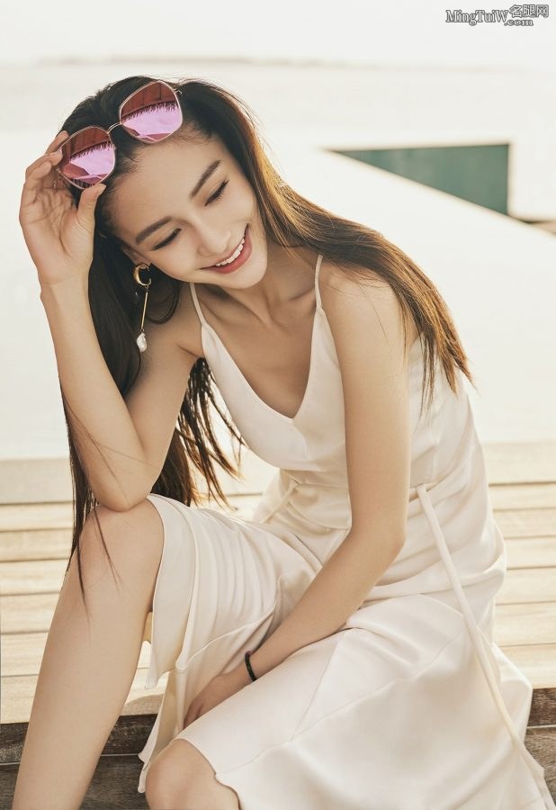 女神杨颖旅行大片狂秀美足(6/6)