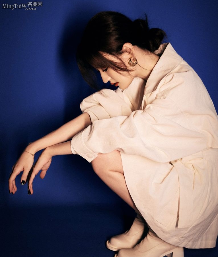 女明星徐璐这双长腿太好看了(3/3)
