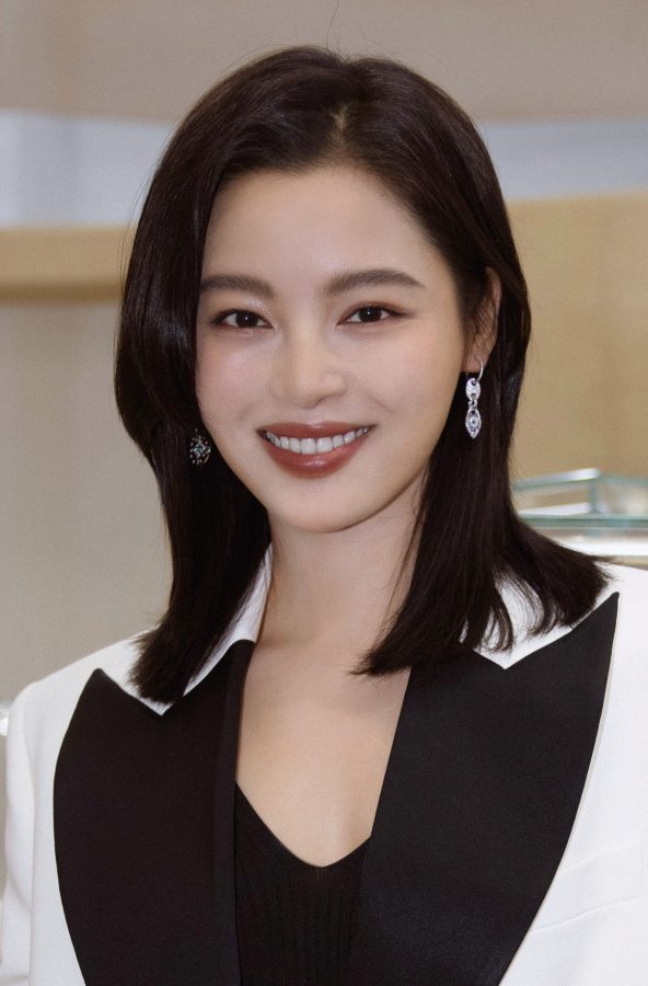 都市时髦女郎辛芷蕾身材玲珑脚穿SW凉高跟(6/6)
