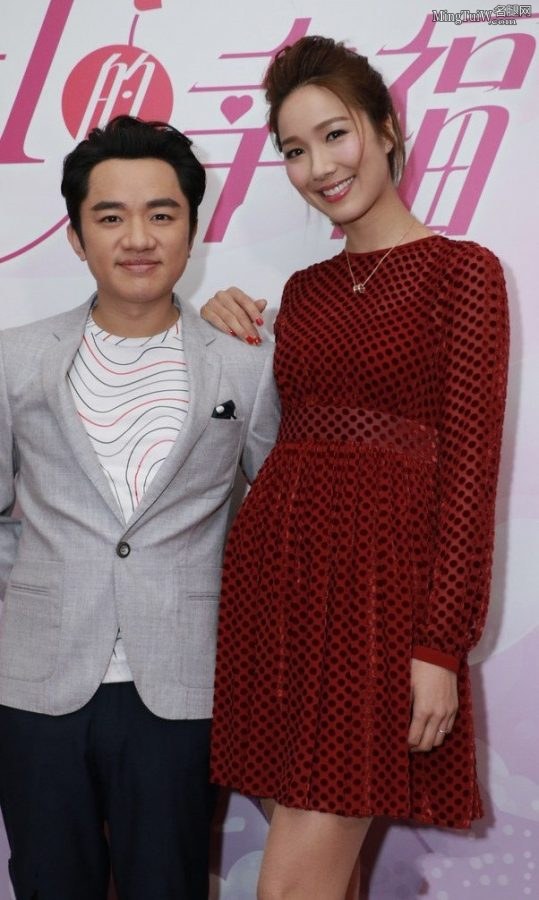 李亚男你以前是多么爱穿丝袜(4/10)