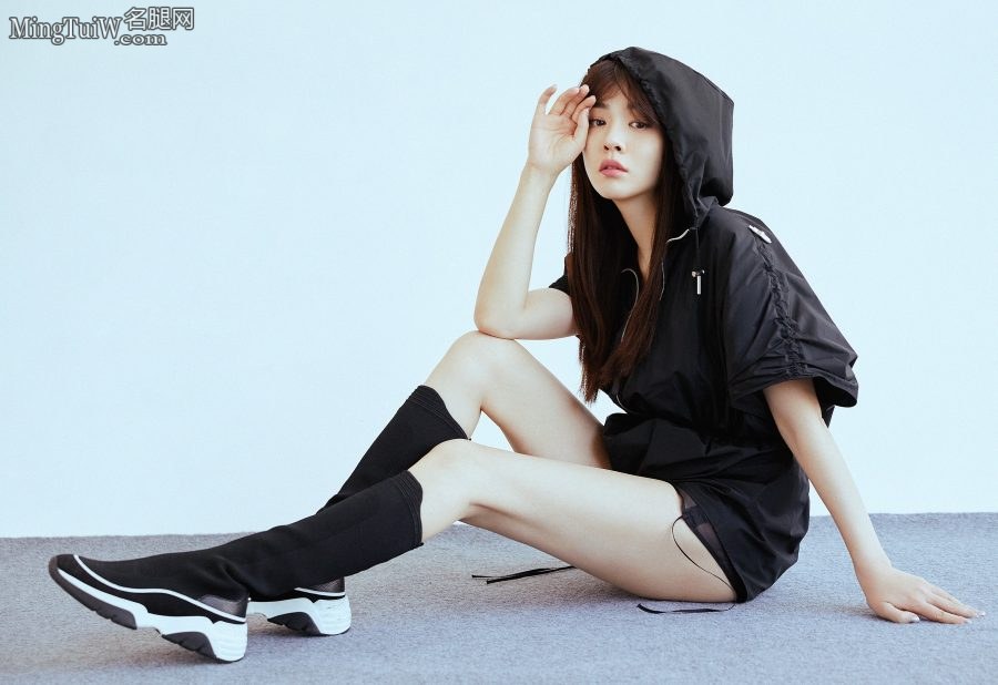 王晓晨运动风格写真好一双长腿(1/3)