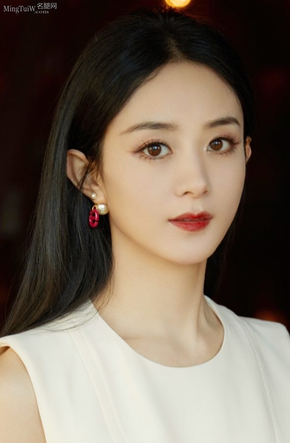 明星美女赵丽颖红唇艳丽玉腿纤细(3/3)