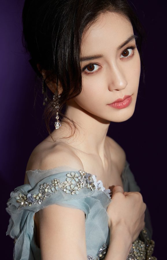 看Angelababy的玉沟和美背真的好幸福(7/7)