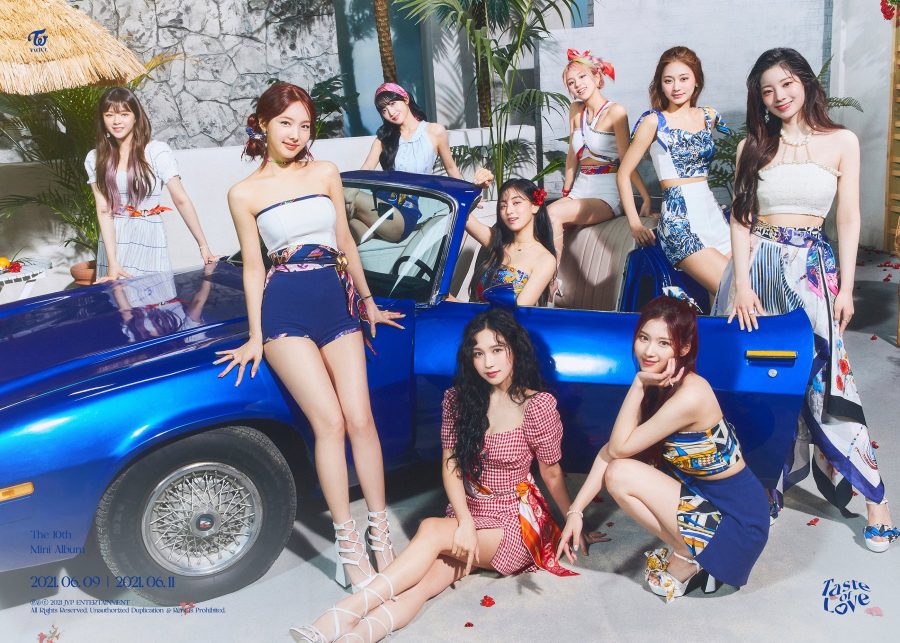 韩国女子组合TWICE众小姐姐们美腿凉高跟宣传专辑《Taste of love》（第8张/共11张）
