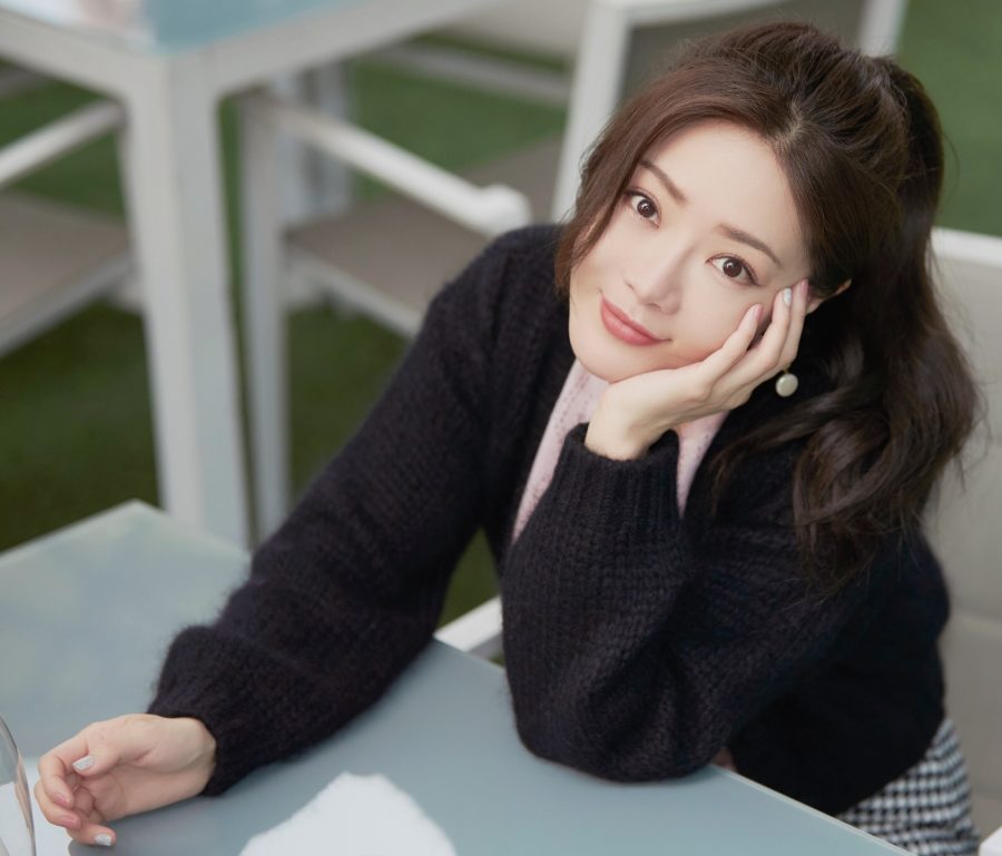 清新丽质马尾辫女孩邓家佳美腿长靴(6/15)
