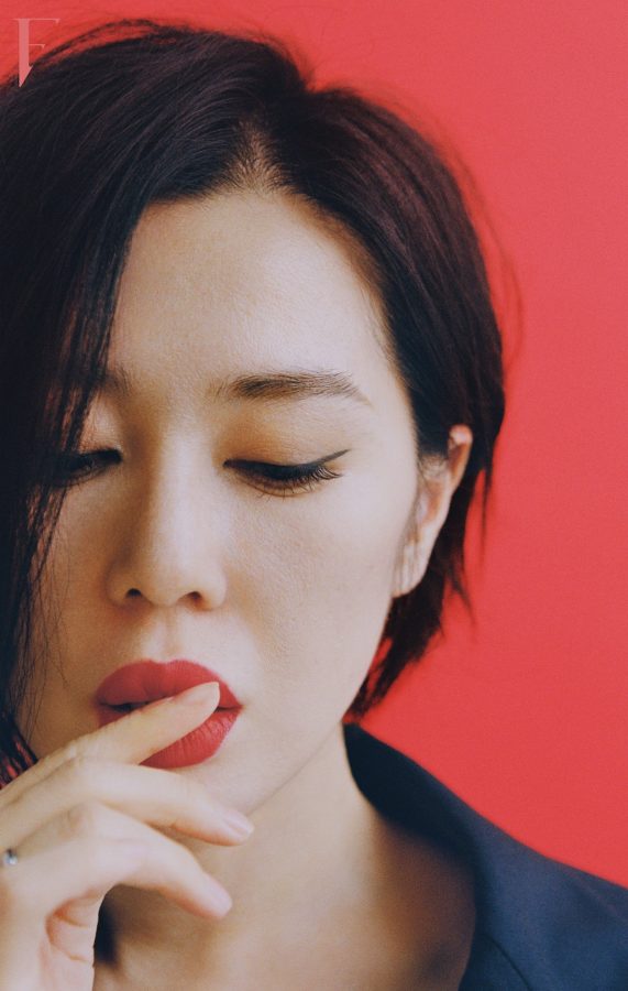 Yu Nan's delicate red lips show her unique charm(6/7)
