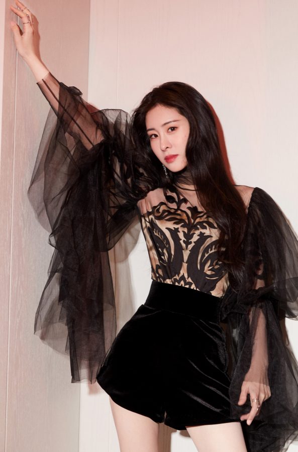 张碧晨这两条纤细的美腿太有感觉(3/9)