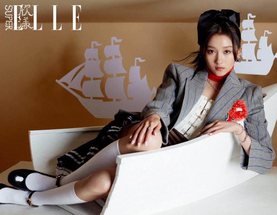 关晓彤《ELLE》时尚杂志多套衣服展示美腿好身材(6/10)