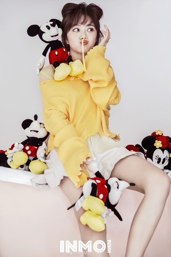《INMOSNAP》时尚杂志谭松韵青春美腿写真(2/7)