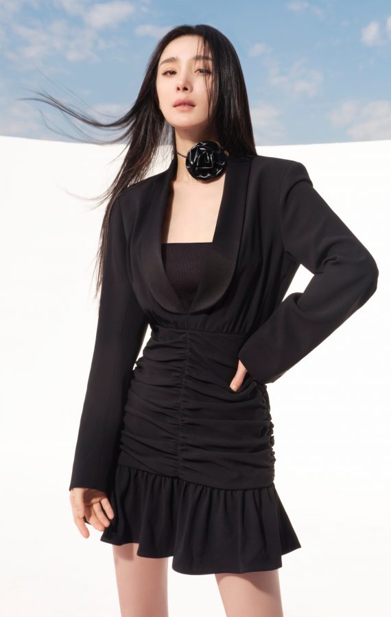 杨幂美腿穿Calzedonia 短筒棉袜一白一黑两个愿望一次满足(6/6)