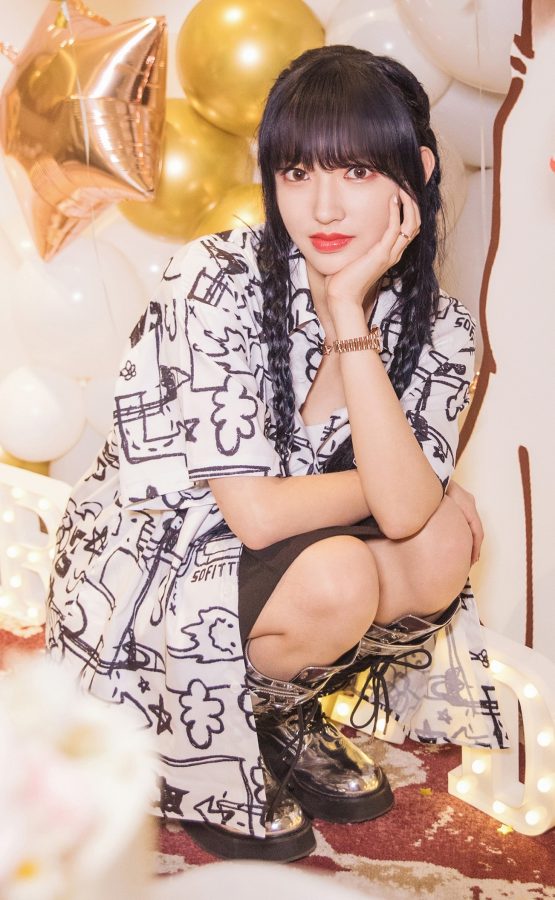 小姐姐程潇长靴美腿庆生(2/4)