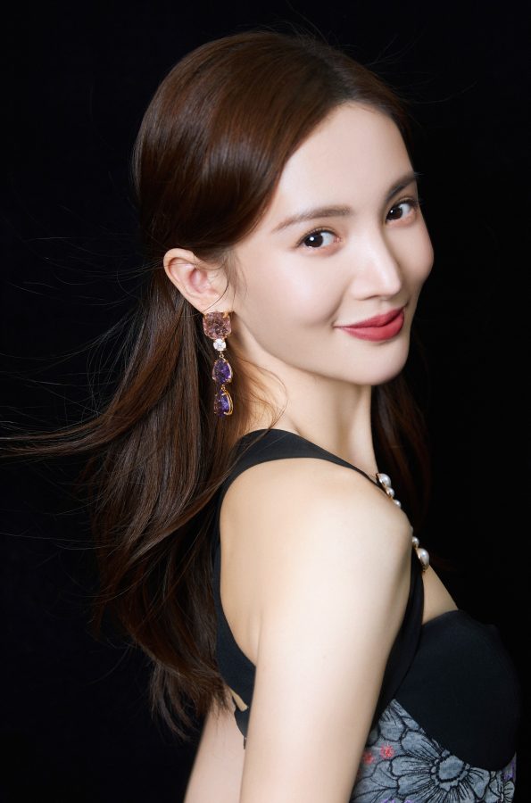 美艳灵动的女星金晨凉高玉足(4/5)