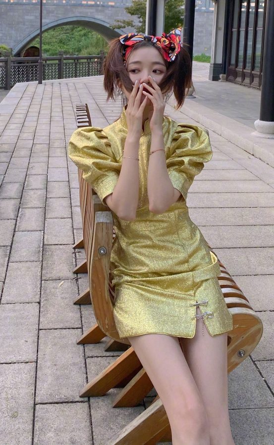 江南水乡里于莎莎完美的长腿(3/3)