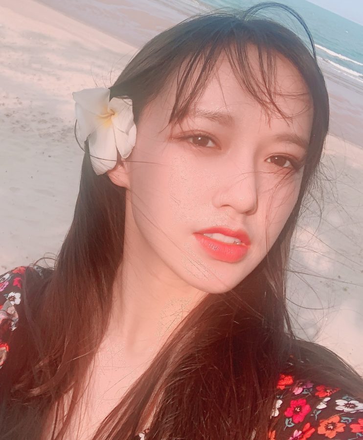 程潇海边吊床里精品美腿玉足生活照(2/2)