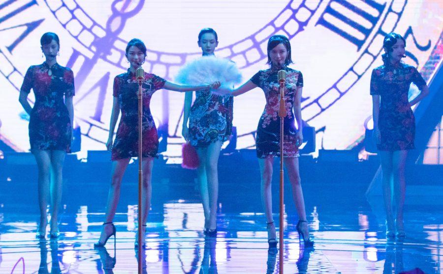 矫若游龙，凤凰于飞。《这样唱好美》众美女明星的旗袍美腿(8/11)