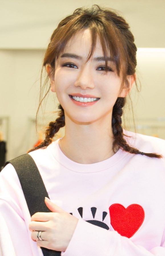 戚薇细白腿这次是清纯甜美风(6/6)