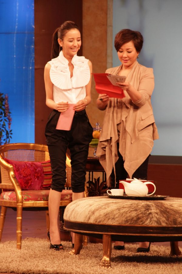 Scene pictures of Tong Liya's early recording of "Very Quiet Distance"(15/15)