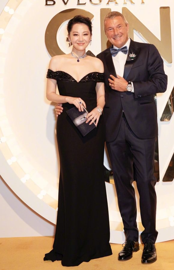 明星许晴乳此美丽、老肩巨滑(8/9)