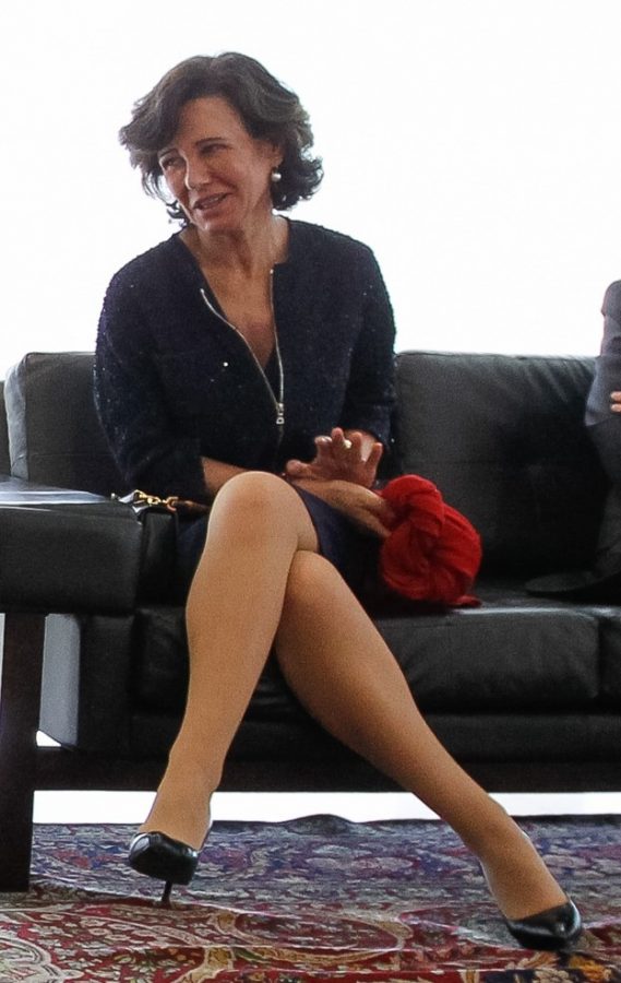 银行女董事长Ana Botín腿穿肉丝高跟（第1张/共3张）