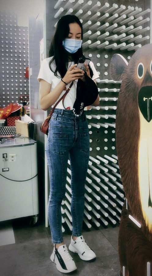 Han Xue's super thin legs look great in tight jeans(5/5)