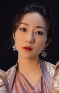 美女明星韩雪登台表演玉腿美脸迷人