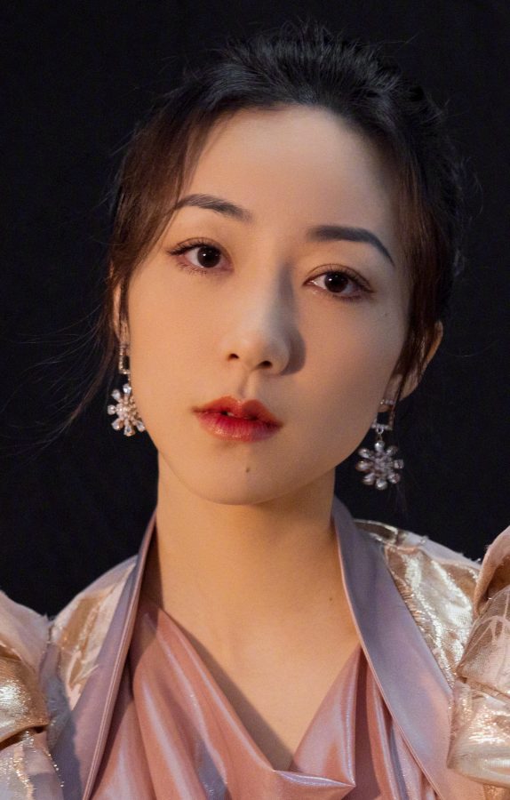 美女明星韩雪登台表演玉腿美脸迷人(13/13)