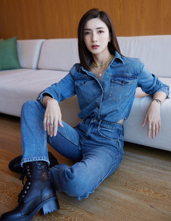 江疏影长腿穿牛仔裤欲树临风(6/10)