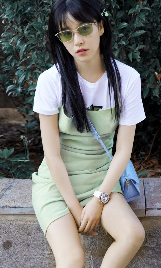 清纯娇媚阚清子绿裙美腿夏日清凉(2/2)
