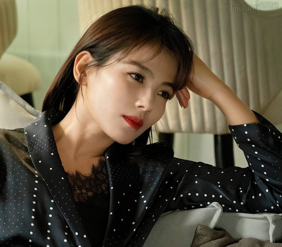  "I Really Love You" Beautiful Liu Tao Barefoot + Beautiful Face Stills(22/26)