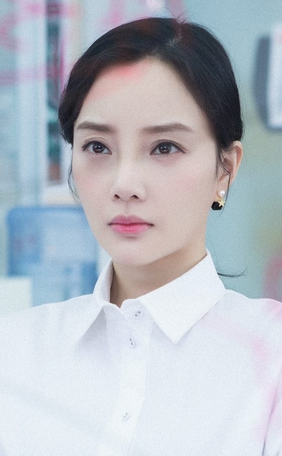 李小璐《读心》剧照大秀美腿玉足媚脸(10/11)