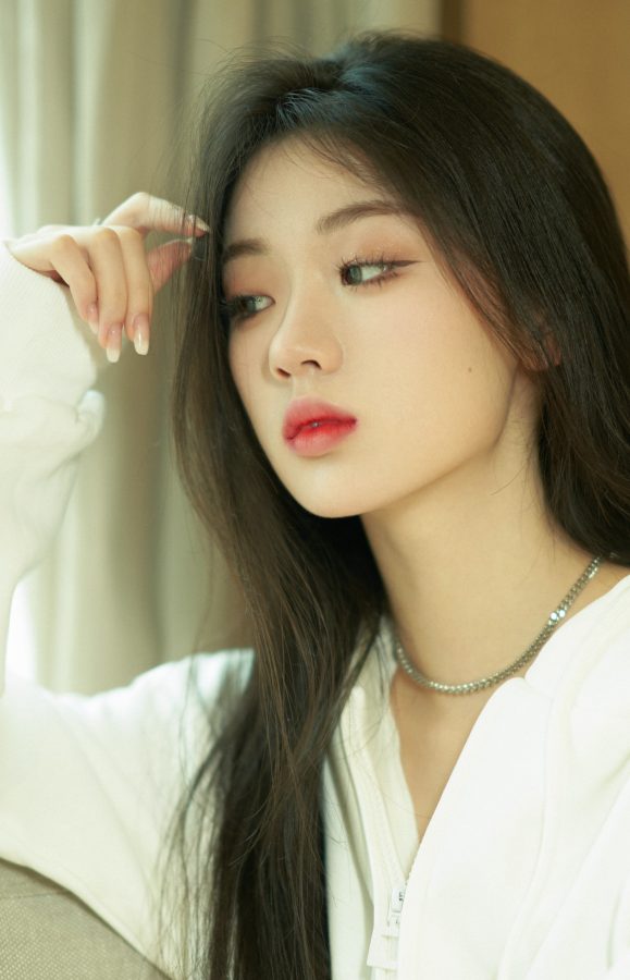 单依纯白滑的少女腿+迷人的丰唇(3/3)