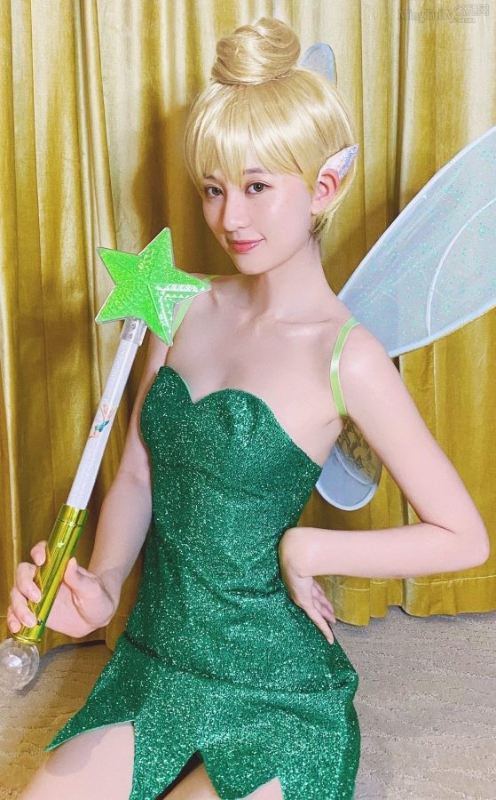 乔欣COS花仙子低胸超短绿裙美腿光滑(4/4)