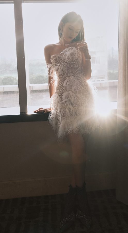 Song Zuer's white skirt and thin legs are extremely fairy-like(2/4)