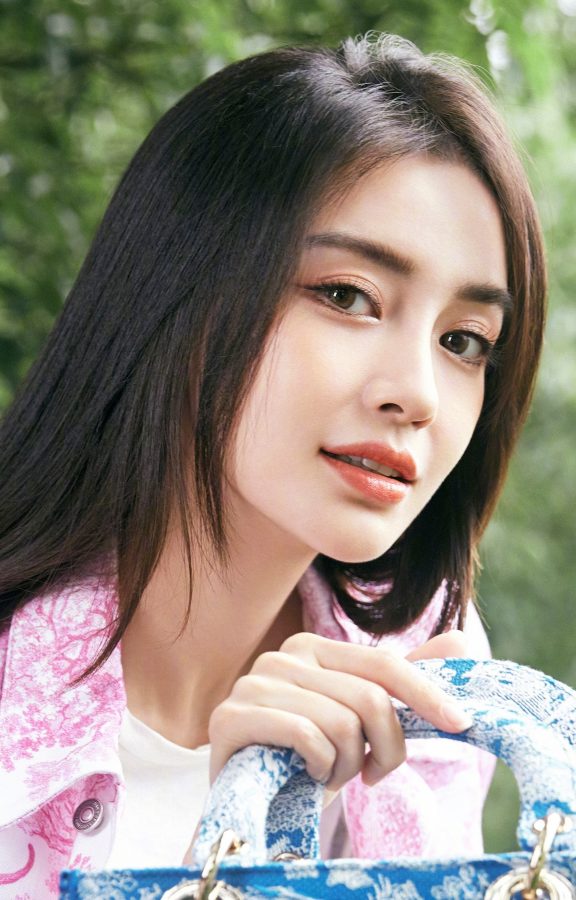 Angelababy's smooth legs in the hot summer are so amazing(4/5)