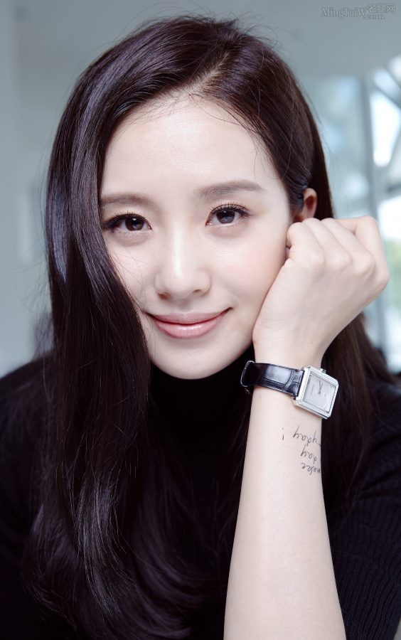 女星刘诗诗chanel活动图秀美腿(3/3)