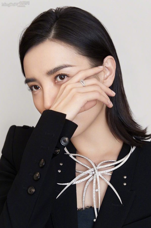 优雅女王气质宋佳玉足配Rene Caovilla高跟(2/4)