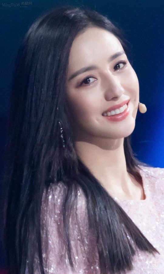 综艺节目里的佟丽娅人太美腰太细(4/7)