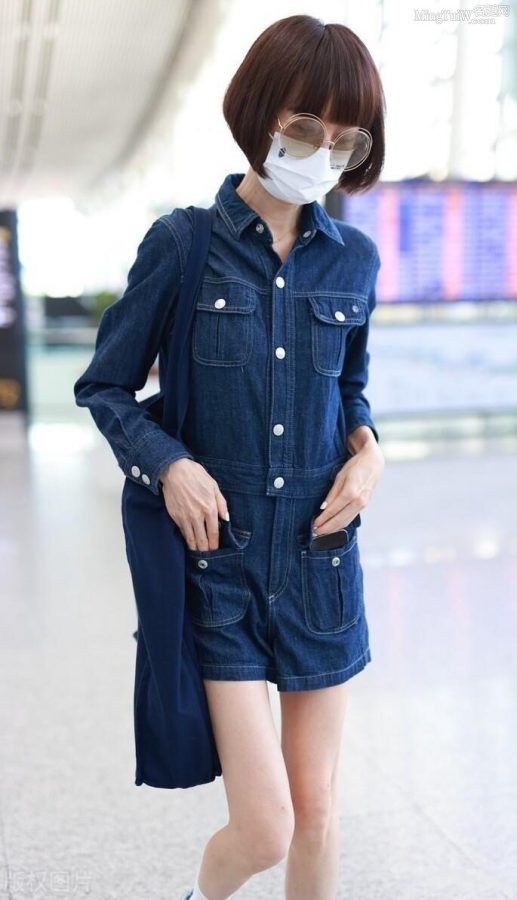Lu Yu appeared at the airport with thighs and calves as thin as each other(7/8)