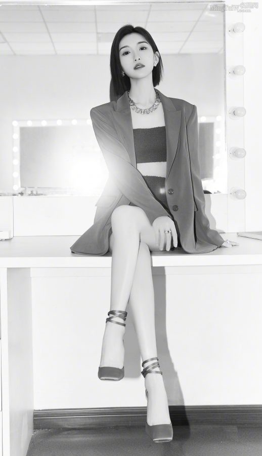 Actress Mao Xiaotong’s thin, white and smooth legs are really the best.(9/9)