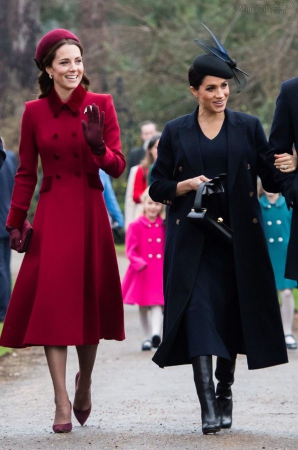  Princesses Kate Middleton and Meghan Markle appear in the same frame(7/12)